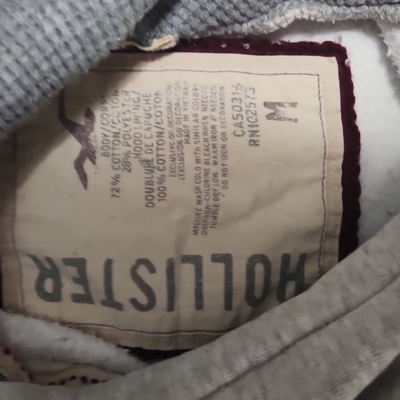 Hollister Hoodie Gray with Burgundy & White  HCO Logo Size Medium Unisex - Picture 3 of 5